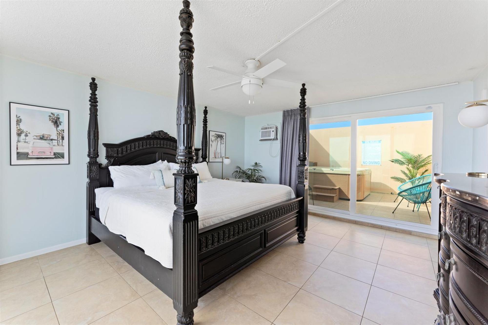 Paradise Beach Club - Oceanfront And Penthouse Сателлайт-Бич Номер фото